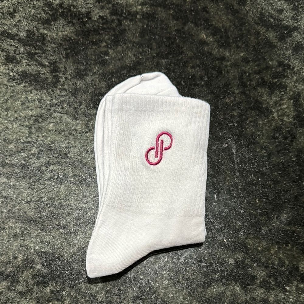 White poshmark socks - Picture 3 of 4